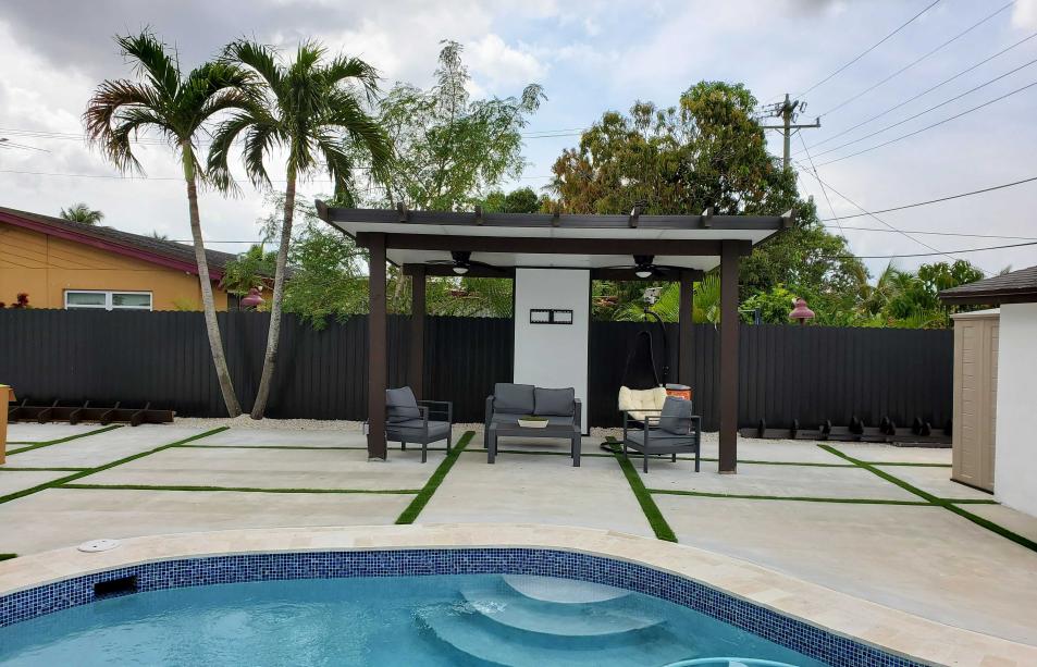 Imitation wood pergola with two classic style fans