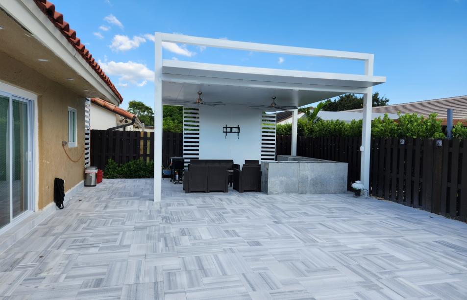 Modern white pergola with four pillars